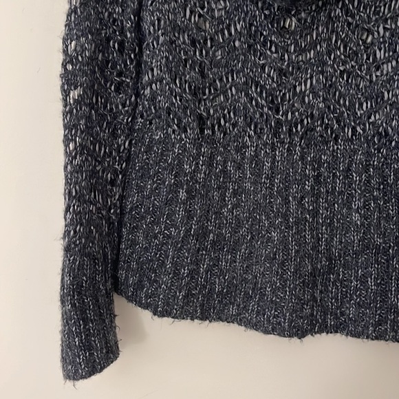 Sweater - Picture 2 of 7